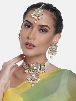 Peora - Gold Plated Kundan Jewellery Set