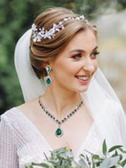 Peora - Silver Plated Cz and Green Crystal Studded Jewellery Set