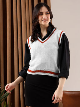 KOTTY - White V-Neck Vest Sweater