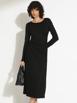 SHOWOFF - Women Black Solid Midi Dress