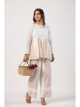 STIL-O-STITCH - White Top with Palazzo