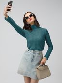 Turquoise color option, Currently selected