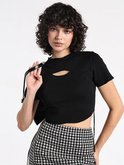 SHOWOFF - Women Black Ribbed Crop Top