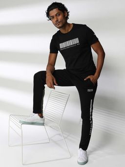 Puma - Black Graphic T-Shirt