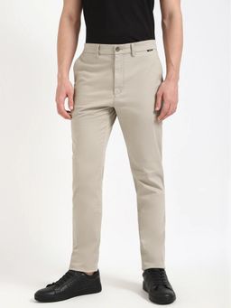 Calvin Klein - Slim Fit Solid Mid Rise Trouser