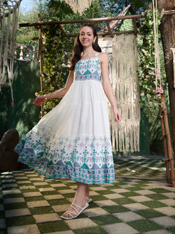 Stylum - Women's White Ikat Printed Rayon Tiered Dress