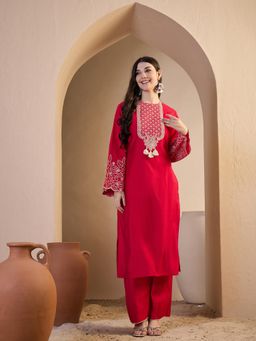 INDDUS - Women Floral Thread Embroidered Kurta Palazzo