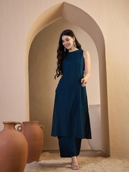 INDDUS - Women Solid Straight Kurta Palazzo