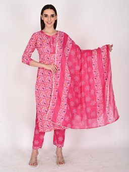 Rajnandini - Women Pink Cotton Blend Jaipuri Floral Printed Kurta Pant With Dupatta
