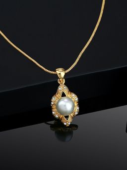 Estele - Gold Plated Flower Pendant with Pearl for Women