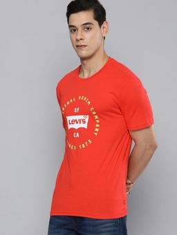 Levi's - Men Red Crew Neck T-Shirt