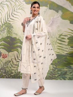 VISHUDH - Women Off White Embroidered Kurta with Pant & Dupatta (Set of 3)