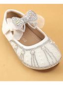 White color option, Sold out, Currently selected