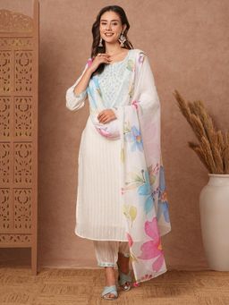 FASHOR - Women Embroidered Cotton Straight Fit White Kurta with Salwar and Dupatta (Set of 3)