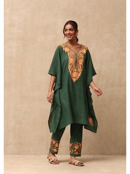 House of Chikankari - Women's Green Embroidered Kaftan & Pant (Set of 2)