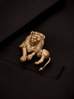 Cosa Nostraa - Men Antique Gold Royal Lion Brass Brooch