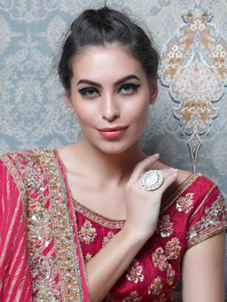 Odette - Pearl Embellished Ring