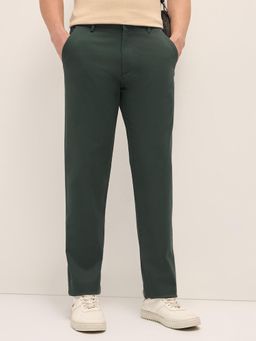 The Bear House - Men Solid Cotton Smart Fit Casual Trouser