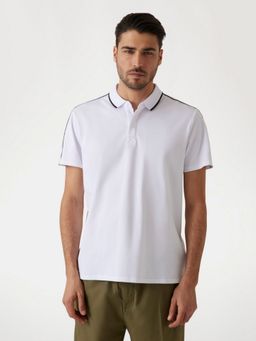 Guess - Men Solid White Collar Polo T-Shirt