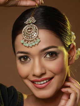 Aatmana - Gold-Plated & Kundan-Studded Green Maangtikka