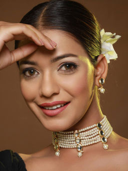 Aatmana - Gold-Plated Kundan-Beaded Choker Jewellery Set