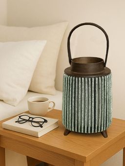 LUXEHOME INTERNATIONAL - Bamboo Woven Lantern with Glass Jar - Siege