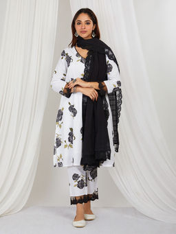 Tapestry - Black printed Lace Detailing Kurta And Pant with Dupatta (Set of 3)