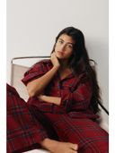 Red color option, Sold out, Currently selected