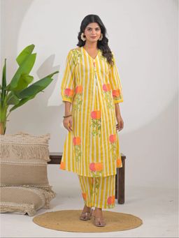 Autumnlane - Hardik Dandelion Floral Printed Cotton Kurta and Pant (Set of 2)