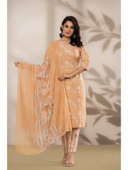 Gahan - Peach Floral Printed Kurta & Pant with Dupatta