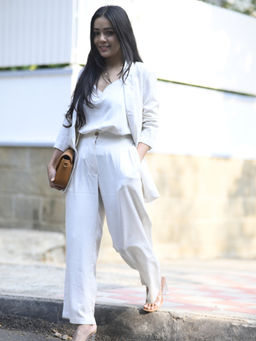 Saltpetre - Women Tencel Solid Cream Blazer