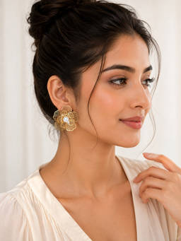 ABHUSHANAM - Pearl Bloom Flora Earrings