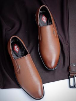 Lee Cooper - Tan Slip-On Loafers