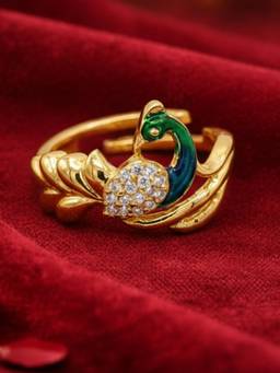 Estele - Alankara Morbagh White Peacock Ring