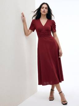 Outzidr - Red Fit And Flare Midi Vacay Dress