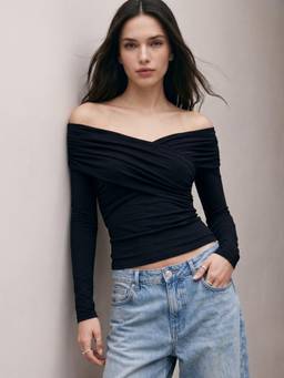 Outzidr - Black Cross Front Off Shoulder Fitted Street Style Top