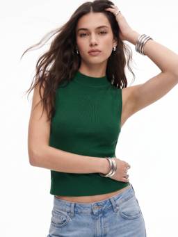 Outzidr - Dark Green Solid High Neck Wide Top
