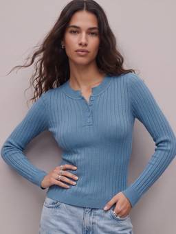 Outzidr - Blue Full Sleeve Round Neck Buttoned Top