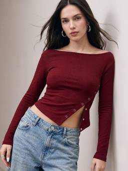 Outzidr - Maroon Full Sleeve Side Buttoned Crop Top