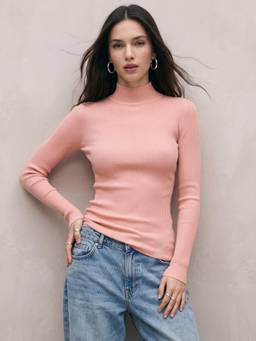 Outzidr - Peach High Neck Flat Knit Top