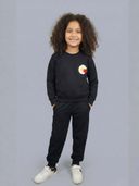 Black color option, Currently selected