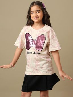 Kidsville - Official Minnie Mouse Reversible Sequin Printed Relaxed Fit Tshirt For Girls