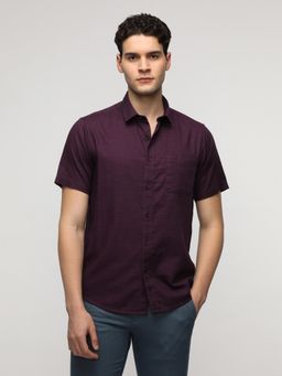 Crocodile - Men Wine Essential Solid Half Sleeve Shirt
