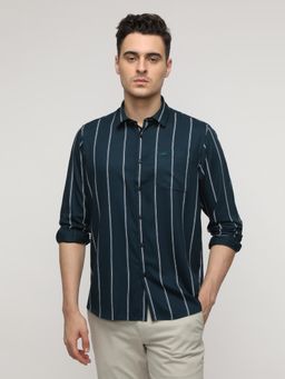 Crocodile - Men Green Stripe Fluid Shirt
