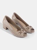 Beige color option, Currently selected