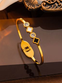 Designs & You - Stainless Steel Gold Plated Mother Of Pearls Leaf Clover Bracelet