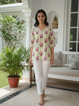 Surhi - Women Green Stripes Printed Short Kurti