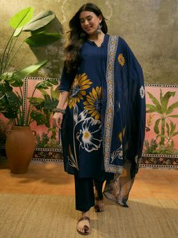 Vastramyaa - Women Navy Blue Floral Printed Kurta with Pant and Dupatta