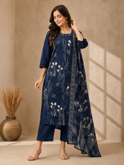 Vastramyaa - Women Navy Blue Floral Printed Kurta with Pant and Dupatta