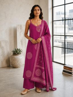 Vastramyaa - Women Magenta Printed Sequined Work Kurta with Palazzo and Dupatta